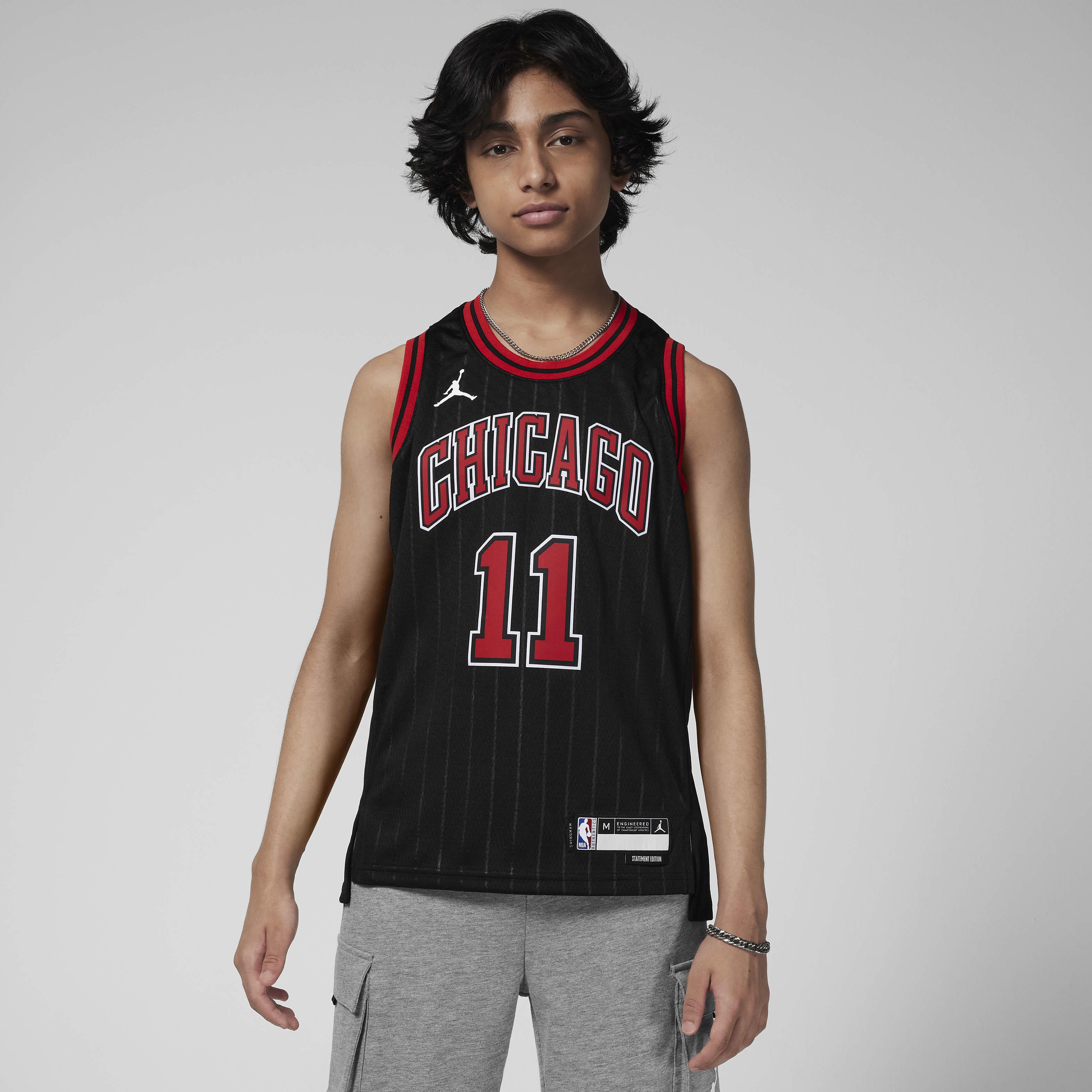 Nike Chicago Bulls Statement Edition Older Kids Nike Dri FIT Swingman Jersey King s Cross